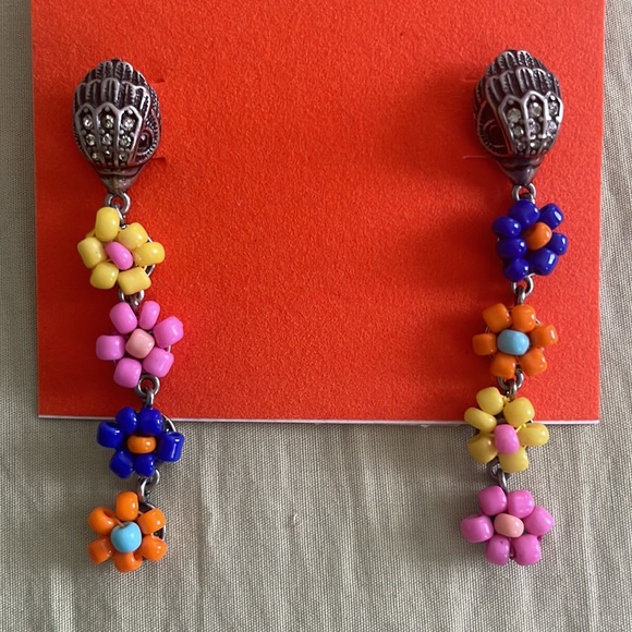 Kurt Geiger London Beaded Colorful Flower Drop Dangly Silver Eagle Head Earrings - Picture 4 of 11